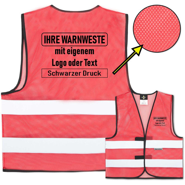 Rote Korntex Mesh Warnweste Thessaloniki mit zwei weißen Leuchtstreifen und individuellem schwarzem Druck, atmungsaktives Mesh-Material, Universalgröße XL, optional mit eigenem Logo oder Text.